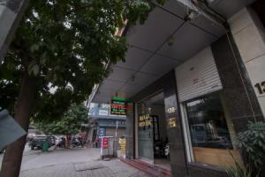 Отель «Reddoorz Near Dai Hoc Ha Noi», Ханой