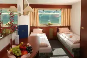 Messecruise Business Hotelship Dusseldorf, Дюссельдорф