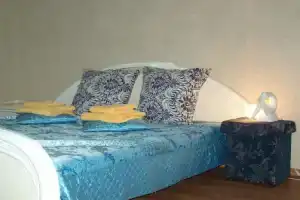 Отель Четыре Комнаты, Тюмень