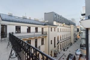 Lumina lux apart on Piotrkowska street, Лодзь