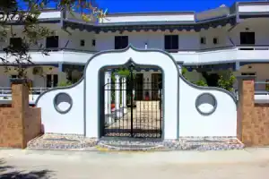 Hotel «Dimitra Sun», Архангелос