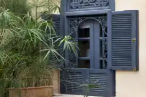 Riad Anata, Фес