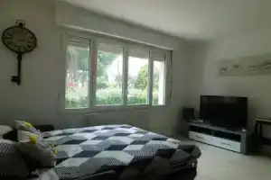Appartement Montfleury parking privé, Антиб