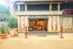 Zayed Hotel, Каир