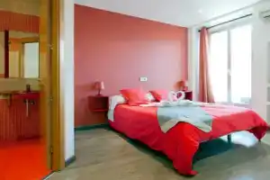 Hostal «Abril», Мадрид