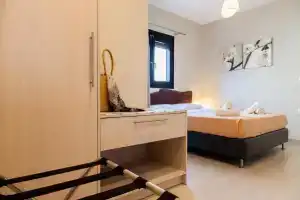 Agni Studios, Никиана