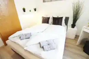 Downtown Apartments Ulm - im Herzen von Ulm & komfortable Boxspringbetten, Ульм