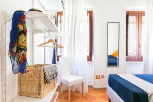 Lovely apt in Sorrento Old town Close to the Beach, Сорренто