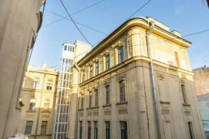 Point U Piter (Поинт Ю Питер) на улице Кирочная, Санкт-Петербург