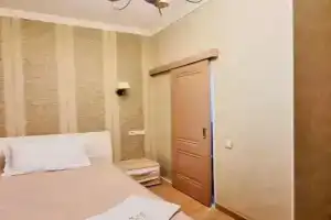 Altyn Hotel, Астана