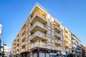 Apartamentos Avenida, Бенидорм
