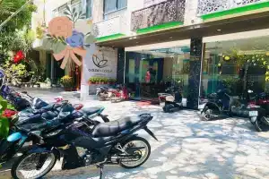 Golden Lotus Central Hotel, Нячанг