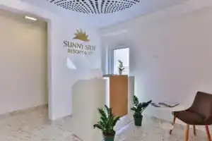 Sunny Side Resort & Spa, Бечичи