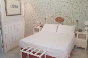 Basic Hotel Puerta de Sevilla, Севилья