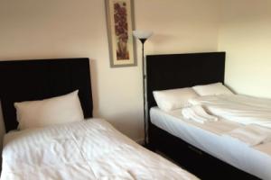 Отель «Canary Heights», Лондон
