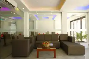 Saffron Hotel Unawatuna, Унаватуна