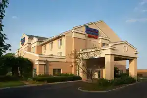 Fairfield Inn And Suites Indianapolis East, Индианаполис