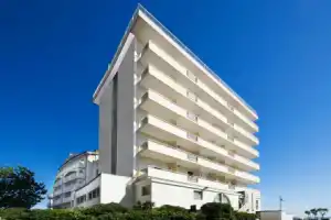 Yes Hotel Touring & Spa, Римини