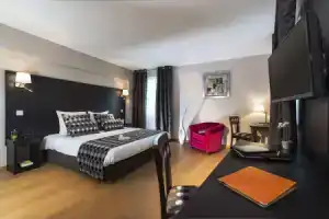 Апарт-отель «Seven Urban Suites Nantes Centre», Нант