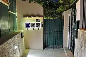 Mira Suite, Виетри-суль-Маре