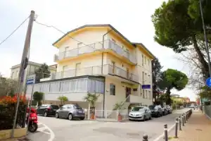 Hotel «Lagomaggio», Римини