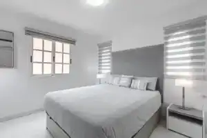 Mango La Caleta 1A025, Адехе