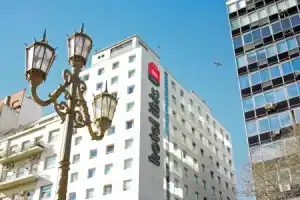 Отель «ibis Buenos Aires Congreso», Буэнос-Айрес