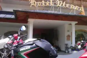 Hotel «Vienna», Сан-Мартино-ди-Кастроцца