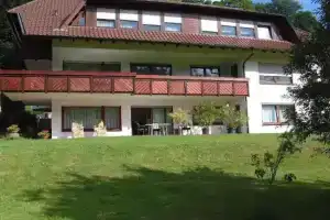 Ferienwohnung Bauer, Бад-Херренальб