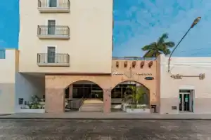 Hotel «Maya Yucatan», Мерида