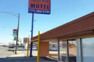 Skylark Motel, Чикаго