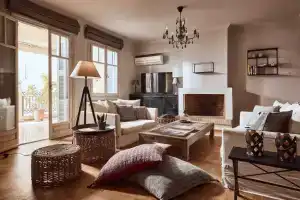 Plaka's Villa with Breathtaking Acropolis View, Афины