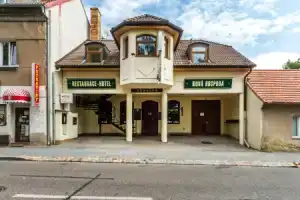 Nová Hospoda - Hotel & Restaurant, Прага