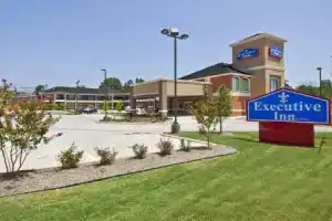 Executive Inn and Suites Tyler, Тайлер