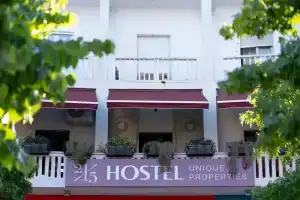 2115 Boutique Hostel, Дуррес