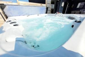 Cottage Prenium Enjoy Spa et Jacuzzi, Сен-Жан-де-Мон