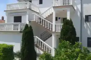 Olivista Croatia Apartments, Нживице