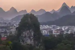 Отель «Yizhou Holiday», Гуйлинь