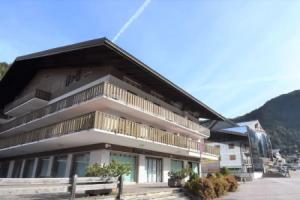 Apartment Al Parco Canazei 8050, Канацеи
