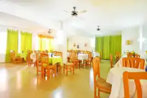Hotel «Boogaloo - Adults Only», Л'Аренал