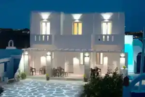 Petra Mykonos Studios & Suites, Миконос