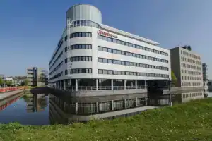 Отель «Hampton by Hilton Amsterdam Airport Schiphol», Хоофддорп