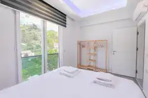 Modern Flat Near Public Transportation in Kemer, Кемер