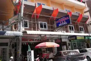 Sureena Hotel, Паттайя