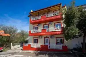 Grande Apartments, Лименария