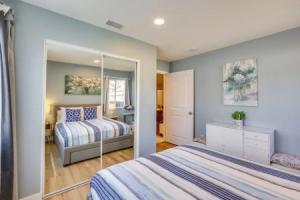 Modern Duplex Near Gaylord Resort & Bayfront!, Сан-Диего