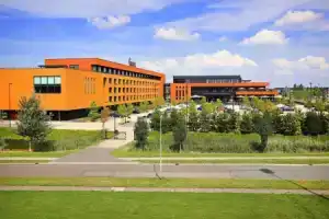 Van Der Valk Hotel Almere, Алмере
