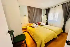 SG Apartamentos - LA CASA DE SOFÍA VUT-47-14, Вальядолид