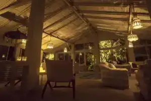 Dogan Hotel, Орхание