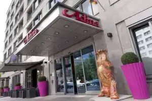 Adina Apartment Hotel Berlin Hackescher Markt, Берлин